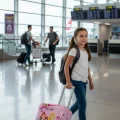 Luxe Mini Çocuk Valizi – Şık, Hafif ve Çok Fonksiyonlu