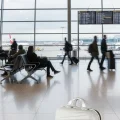 Prestij Gri Makyaj Çantası – Darbelere Karşı Yüksek Koruma Yerli Üretim