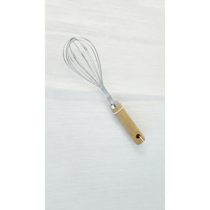 italyan tasarım Siyah Ahşap Çırpıcı – Dayanıklı ve Şık Mutfak Aleti