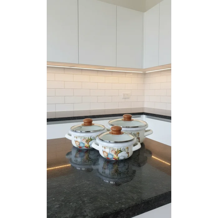 Liva Lüks Emaye Tencere Takımı – Vakumlu Kapaklı Saklama ve Pişirme Seti 14/16/18 Cm