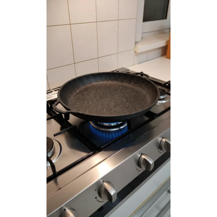 Hanımeli Granit Döküm 38 cm Çok Amaçlı Tava – Profesyonel Eşit Isı Dağılımı