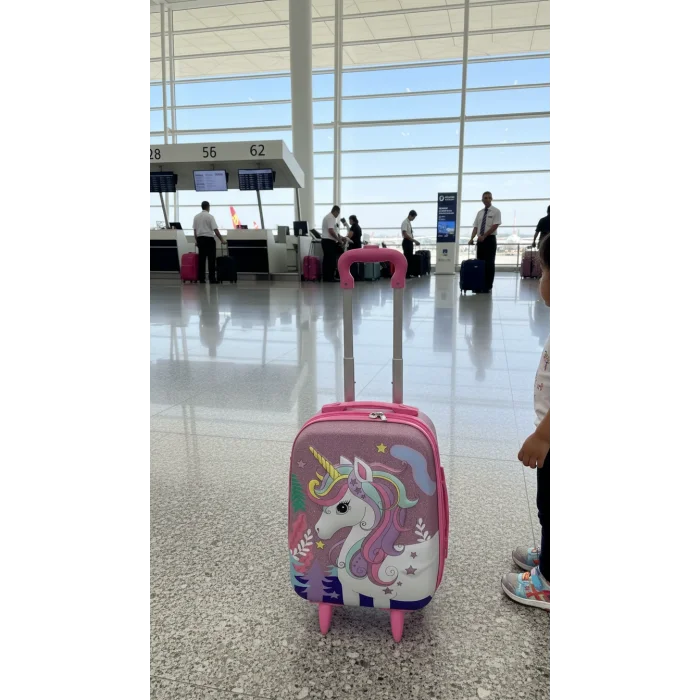 Karakterli Kız Çocuk Pembe Kabin Boy Çekçekli Valiz