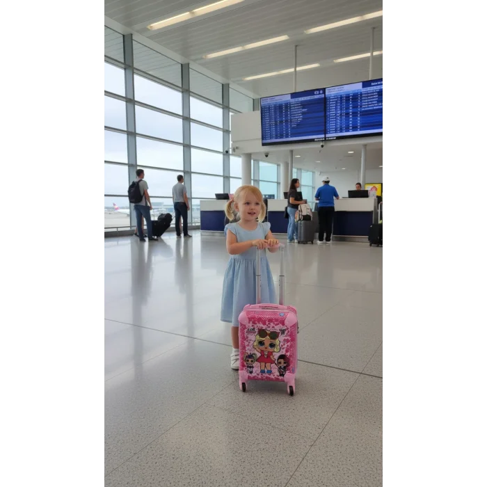 Lol Bebek Baskılı Çocuk Valizi – Şık ve Dayanıklı Şıklık