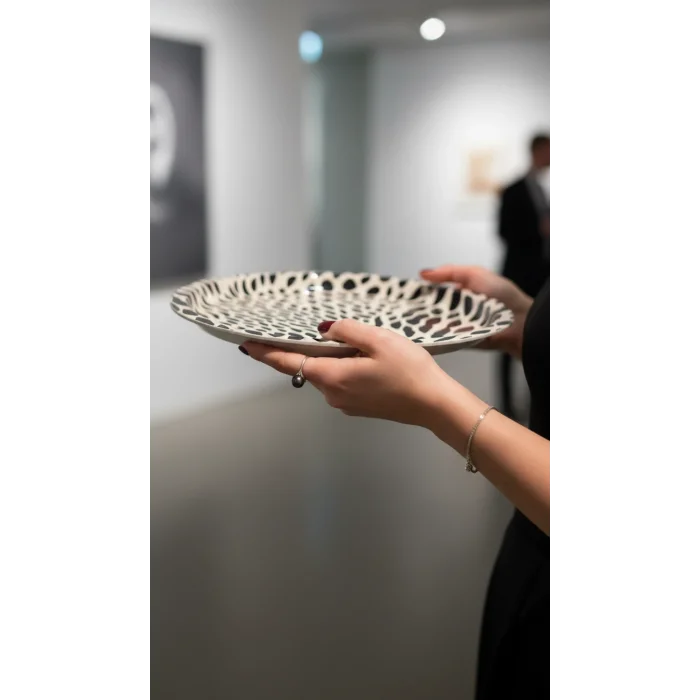 Premium 35 cm Metal Yuvarlak Dekoratif Tepsi – Özel Tasarım