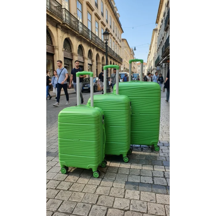 LuxeGreen 3lü Valiz Seti – Ultra Dayanıklı 360° Tekerlekli