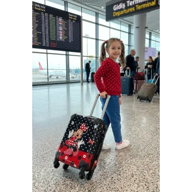 Lüks ABS Siyah Çocuk Valizi – 360° Tekerlekli Şıklık