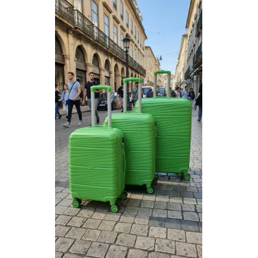 LuxeGreen 3lü Valiz Seti – Ultra Dayanıklı 360° Tekerlekli