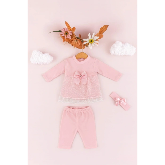 Bebek Kız Pamuklu 3’lü Takım – Dantel Detaylı Elbise, Tayt ve Fiyonklu Saç Bandı
