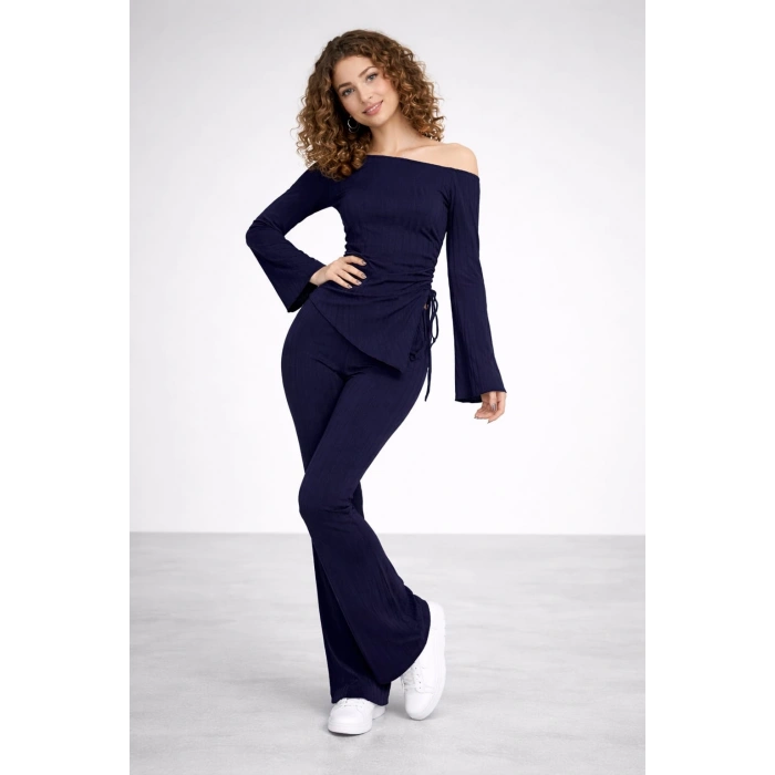 İklimix Kadın Kaşkorse Takım - Kayık Yaka ve Bağlamalı Triko Bluz & İspanyol Paça Pantolon