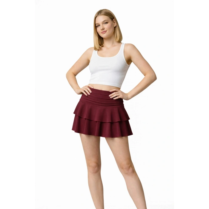 Kat Kat Fırfır Detaylı Yüksek Bel Şort Etek – Modern ve Dinamik Tasarım