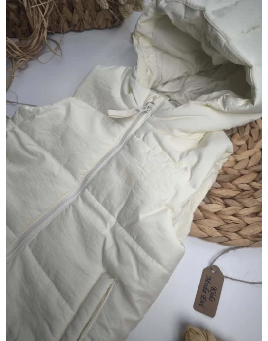 Kapşonlu Ekru Kız Çocuk Yelek