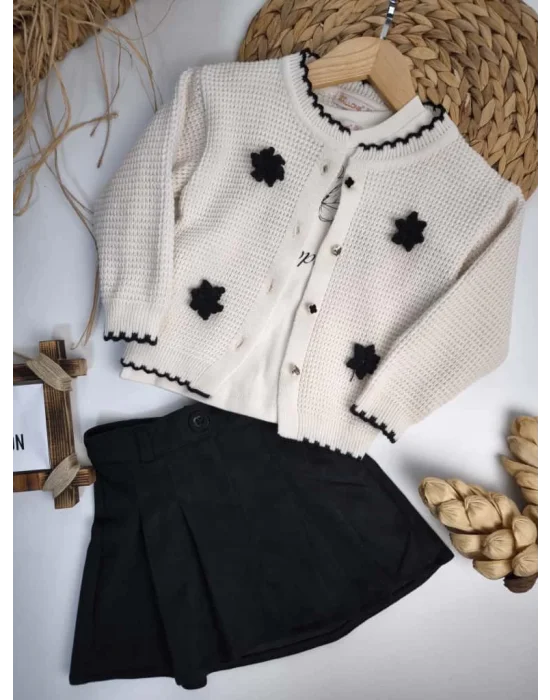 3 Parça Kız Çocuk Kombin – Body + Örme Çiçek Aplikeli Triko Hırka + Etek