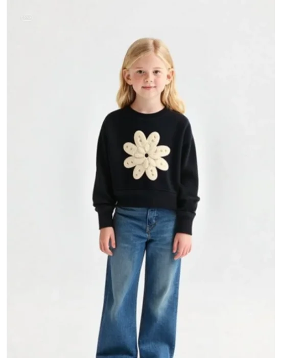 Çiçek Desenli Sweatshirt