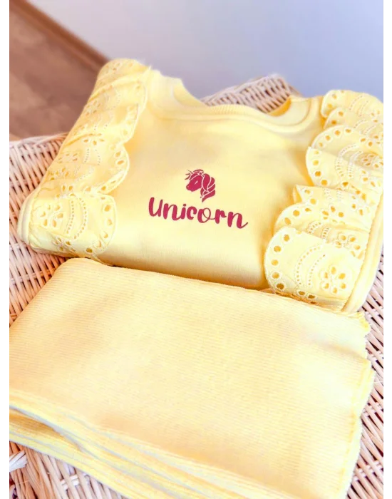 Fır Fır Detaylı Dantel İşlemeli Sarı Taytlı Takım