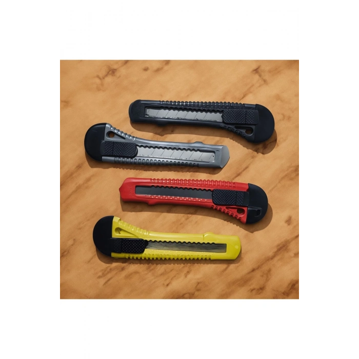 Maket Bıçağı Plastik Falçata 18mm