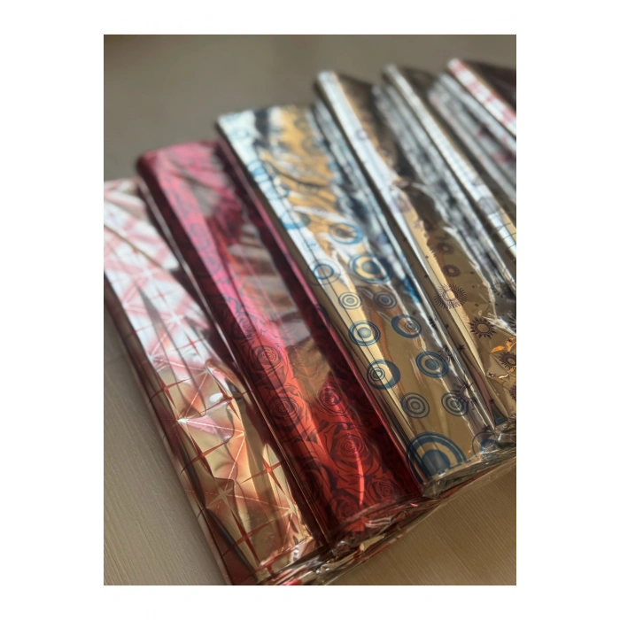 Hediye Paketi Metalize Poşet Kendinden Yapışkanlı Bantlı 35x50 20’lu