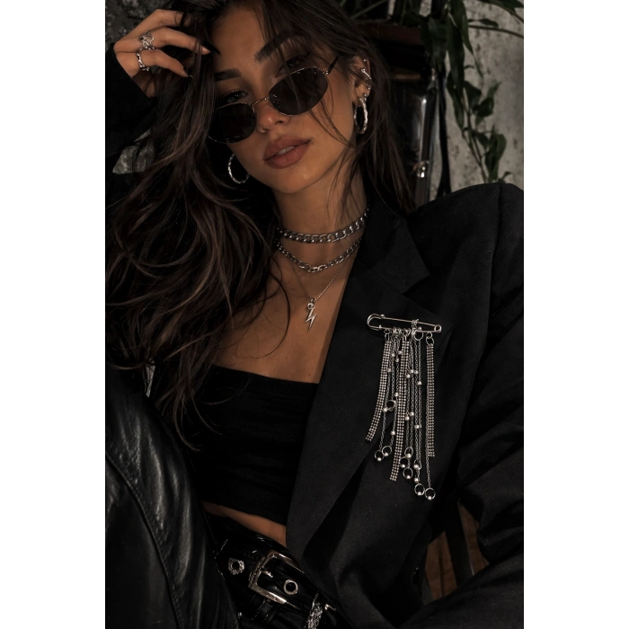 Zincirli Çengelli İğne Broş Punk Tarz Metal Zincirli Ceket Yaka Aksesuarı
