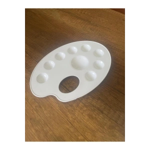 RESİM PALETİ beyaz 9 gözlü plastik palet