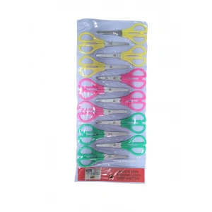 Cetvelli Çocuk Makası 12li Set – Renkli, Güvenli, Okul ve Etkinlik İçin Uygun Karışık Renk Güvenli Makas