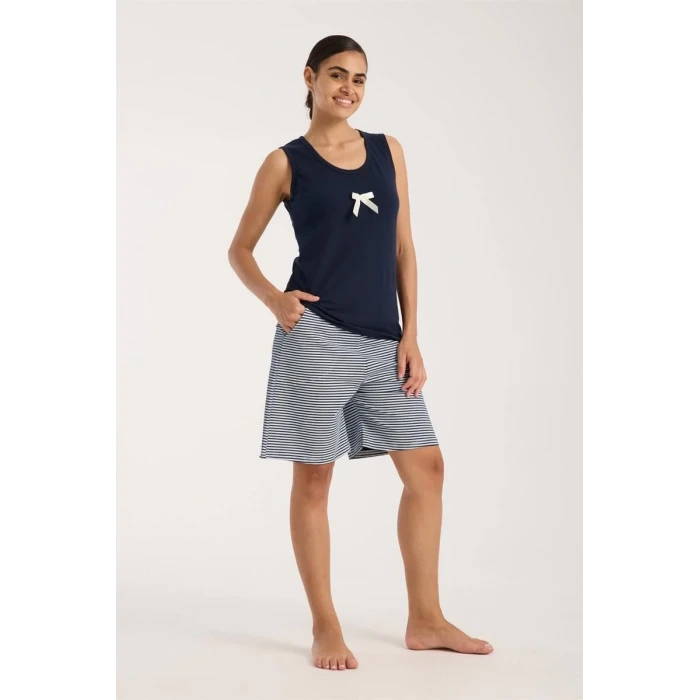 Giyim Kadın Lacivert Kurdele Detaylı Çizgili Şortlu Pijama Takımı