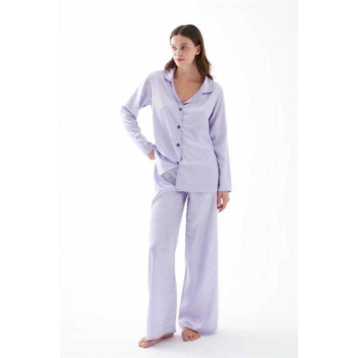 Giyim Kadın Lila Oversize Saten Pijama Takımı – Rahat Kesim Şık Ev Giyim Seti