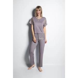 Yakası Detaylı Brode Dantelli Pijama Takımı