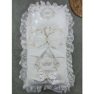 Yenidoğan Antalya Taç Nakışlı Kundaklı Trilüks Unisex 3lü Alt Açma Seti Ekru