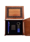 Ahşap Kutulu Mavi Kalem Anahtarlık ve Çakmak Set