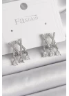 Pirinç Gümüş Renk Zirkon Taşlı X Model Sallantı Detay Kadın Küpe - TJ-BKP9873