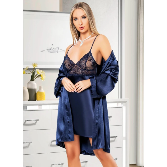 5051 Miss Laris Gecelik