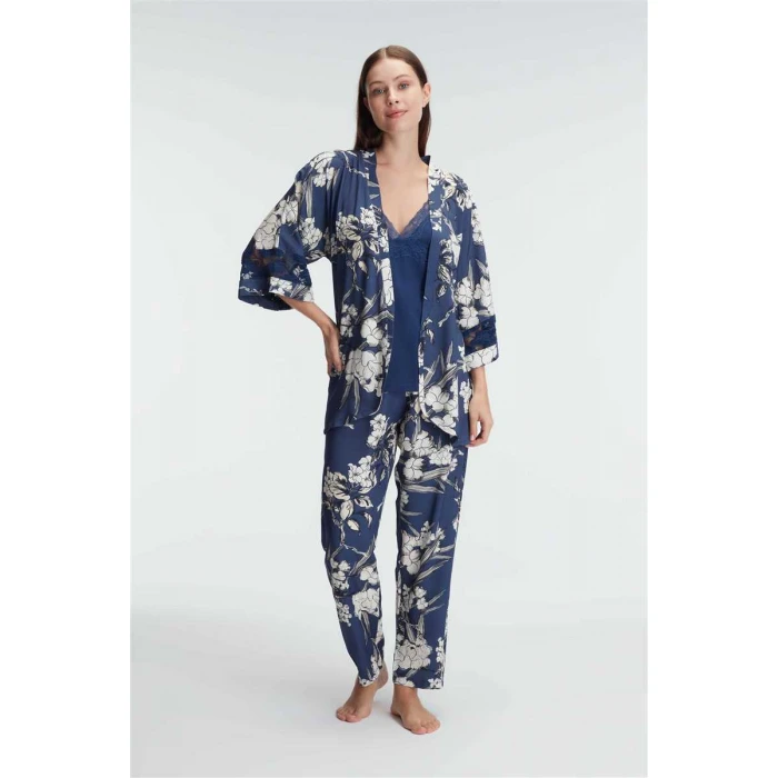 İp Askılı V Yaka Kadın Viskon Çiçek Desenli Yazlık Dantel Detaylı Pijama Takımı Sabahlık