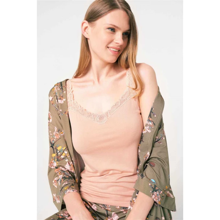 İp Askılı V Yaka Viskon Çiçek Desenli Kışlık Örme Normal Bel Bağlamalı Dantel Detaylı Pijama Takımı Sabahlık