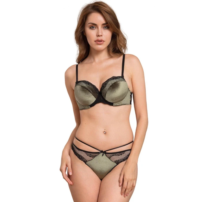 Kadife Balenli Destekli Dolgulu Askıları Çıkabilen Dantelli Sütyen Ve String Takım