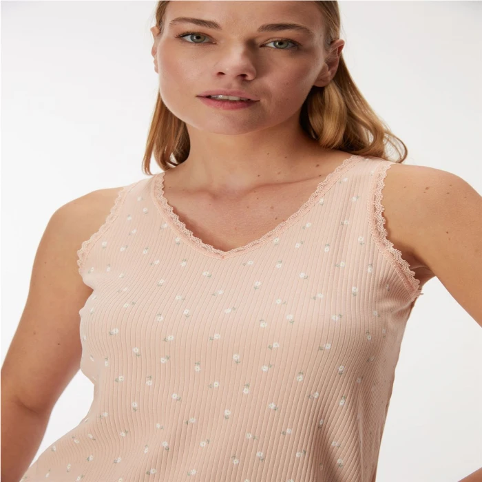 Kadın Atlet Ve Şort Takım