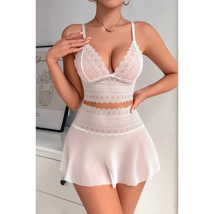 Kadın Beyaz Dantel ve Tül Detaylı Etekli Şık Gecelik Takımı