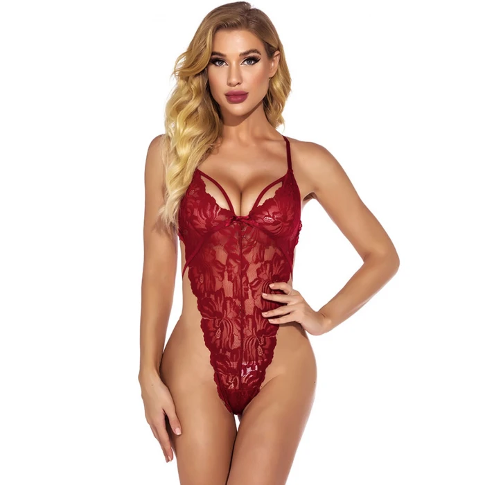 Kadın Bordo Dantelli, Tangalı Ve İp Askılı Şık İç Çamaşır Takımı