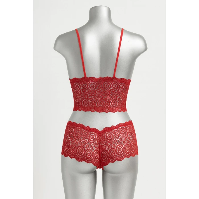 Kadın Kırmızı Dantel Bralet Şort Takımı – Tutkulu ve Çekici İç Giyim