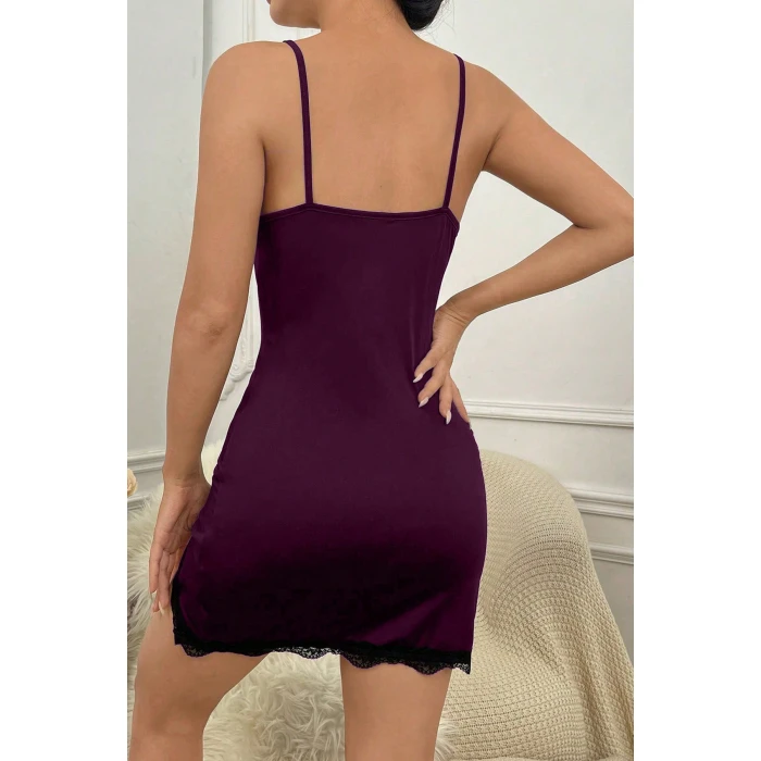 Kadın Mor Göğsü Ve Bacakları Dantelli Yırtmaçlı Şık Gecelik