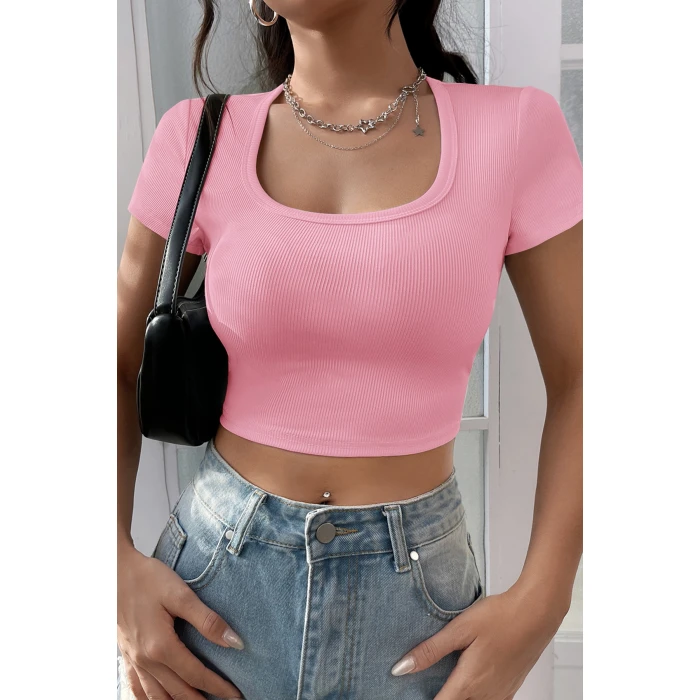 Kadın Pembe Yarım Kol Düz Yaka Crop Top Bluz