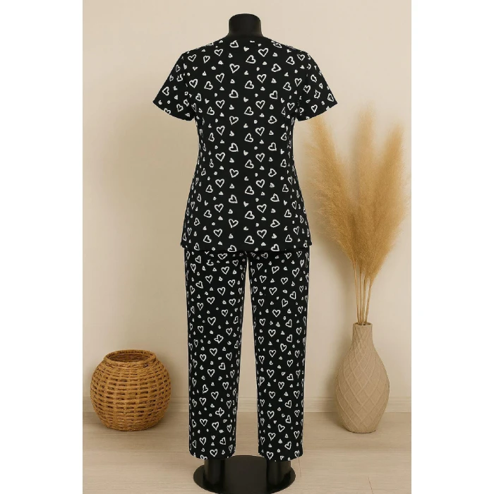 Kadın Siyah Beyaz Kalp Desenli Fiyonklu Kısa Kollu Pijama Takımı