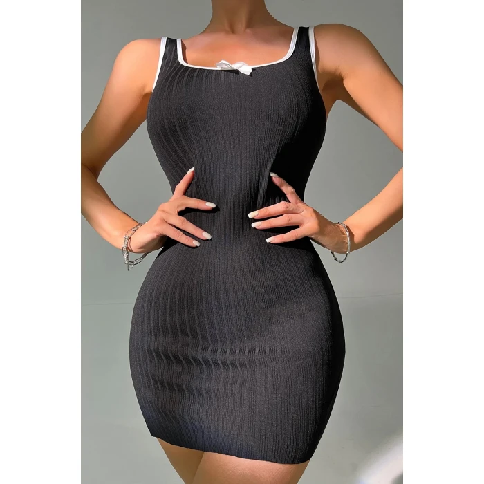 Kadın Siyah Fiyonklu Kaşkorse Gecelik Ve Tanga Takım