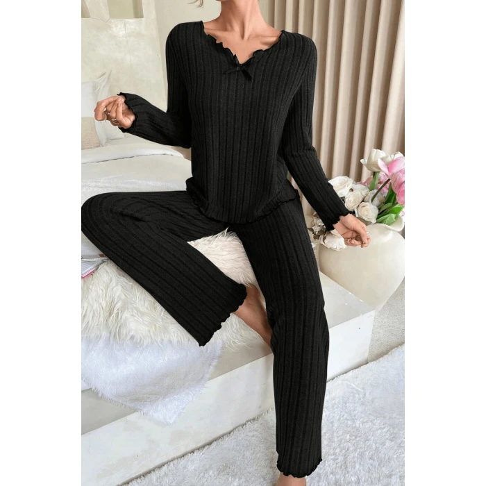 Kadın Siyah Uzun Kollu Fiyonklu Yuvarlak Yaka Mevsimlik Pijama Takımı