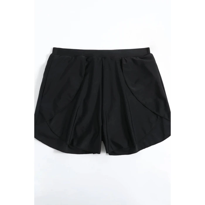 Kadın Siyah Yırtmaçlı Etek Görünümlü Şık Deniz Şortu