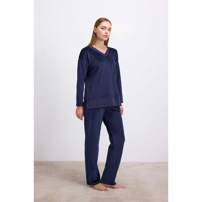 Kadın Uzun Kollu Sweatshirt Ve Pantolon Pijama Takımı Konforlu Uyku & Ev Giyimi