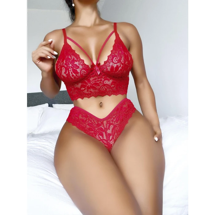 Kırmızı Dantel İşlemeli Şık Fantezi Sütyen Külot Takımı