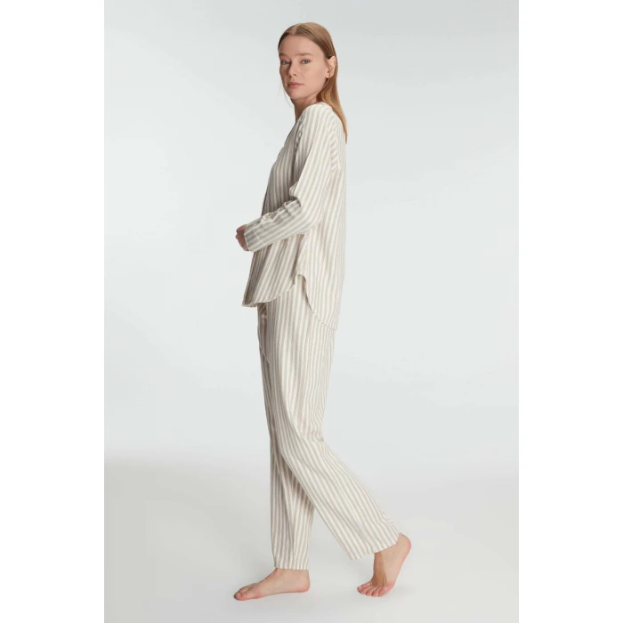 Uzun Kol Çizgili Gömlek Ve Pantolon Takım Pijama Takımı
