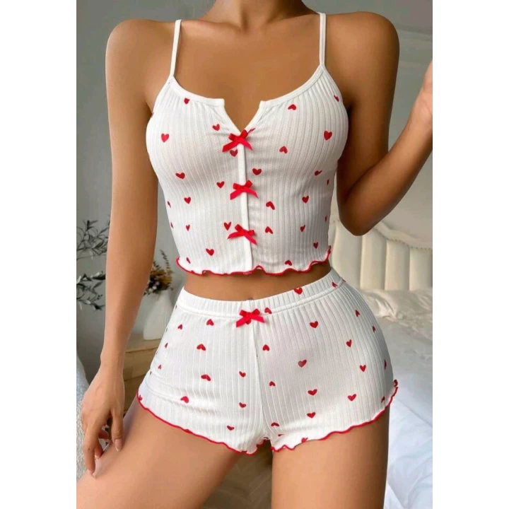 Kadın Beyaz Kalpli Askılı Şortlu Pijama Takım 6655