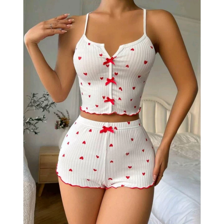 Kadın Beyaz Kalpli Askılı Şortlu Pijama Takım 6655