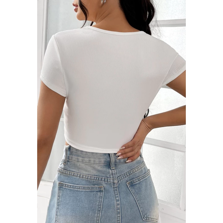 Kadın Beyaz Yarım Kol Düz Yaka Crop Top Bluz