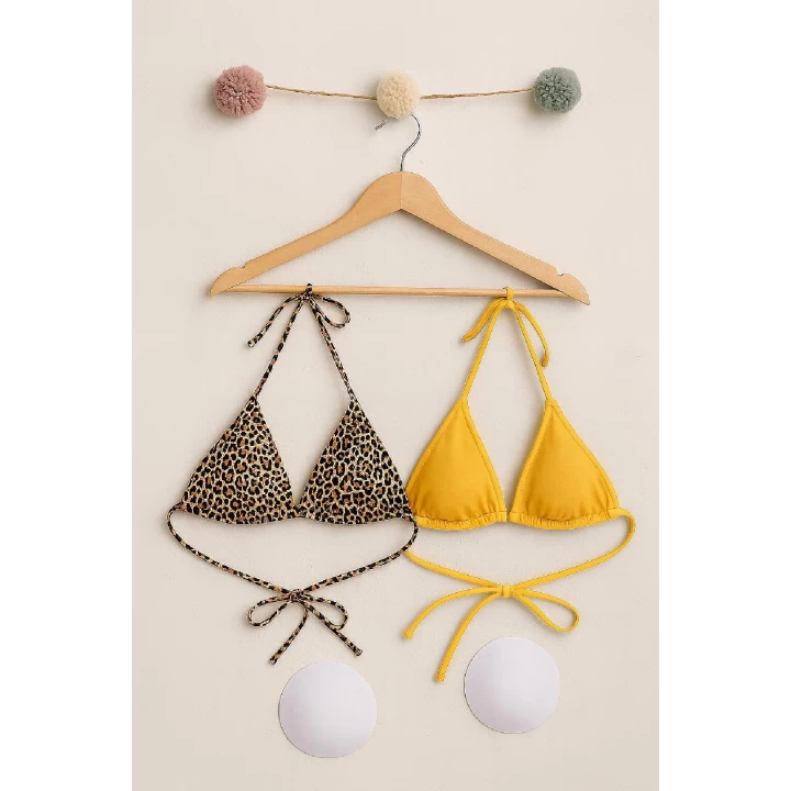 Kadın Leopar Desenli ve Sarı Minimal Kesim Üçgen Bikini Üstü